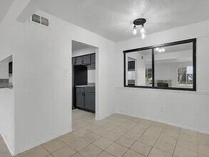 Building Photo - 12610 Ashford Meadow Dr