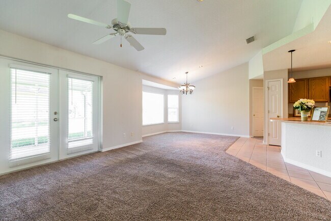 Foto del edificio - 1337 Brandy Lake View Cir