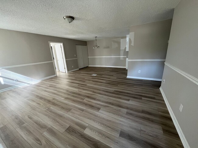 Building Photo - 1978 Goshen Rd