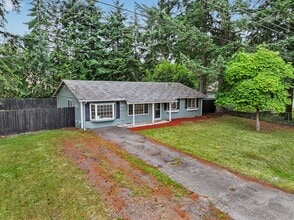 Building Photo - 11822 Carter Ave SW
