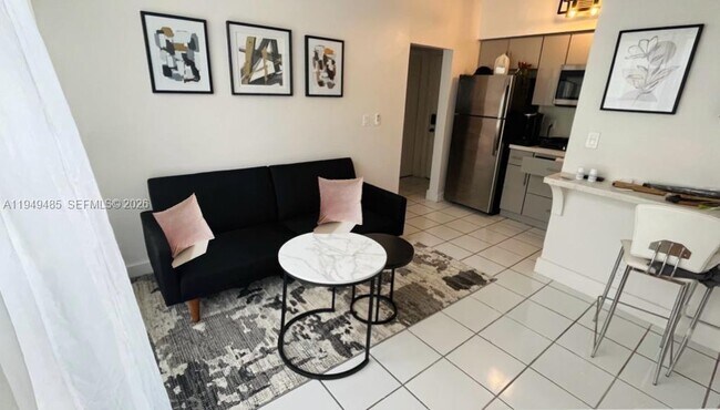 Foto del edificio - 1320 Drexel Ave