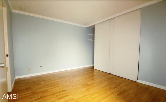 Building Photo - 3 br, 2 bath House - 500 Vernon Street