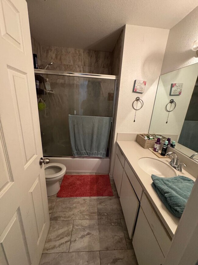 Foto del edificio - Beautiful Home Now Available! 3 Bedroom!