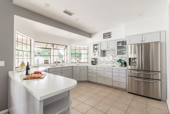 Foto del edificio - 12537 N 76th Pl