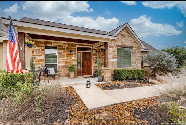 Building Photo - 1126 Ensenada Dr