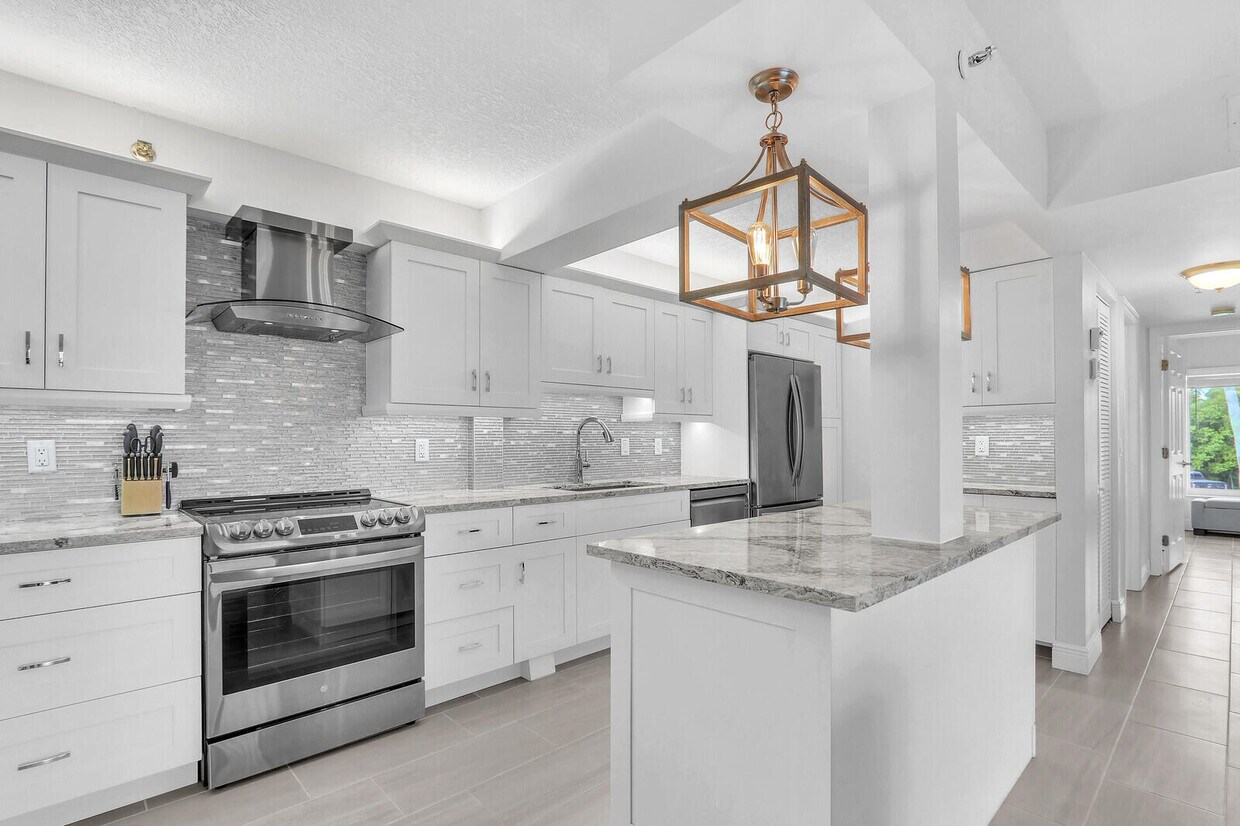 Foto principal - 4444 NE Ocean Blvd