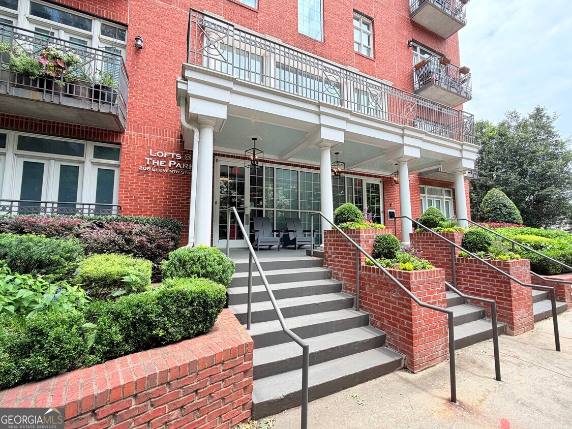 Foto del edificio - 206 11th St NE