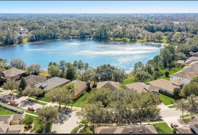 Foto del edificio - 2971 Lake Jean Dr