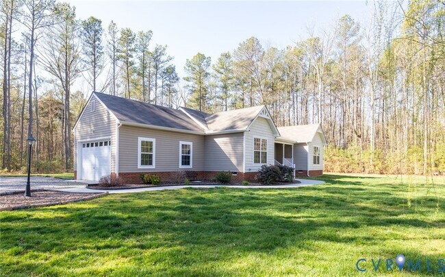 Building Photo - 7349 Foxal Rd