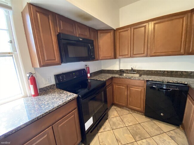 Building Photo - 7 br, 3 bath House - 932 Greenwood Ave 932...