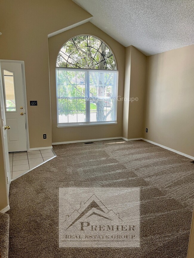Building Photo - 6739 Wagon Ridge Dr