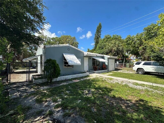Foto del edificio - 308 SE 22nd St