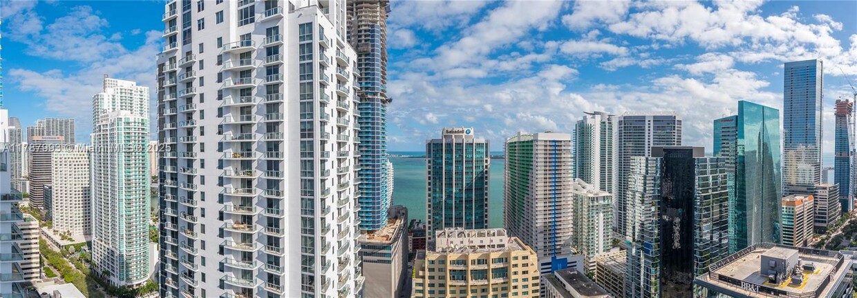 Foto principal - 1080 Brickell Ave