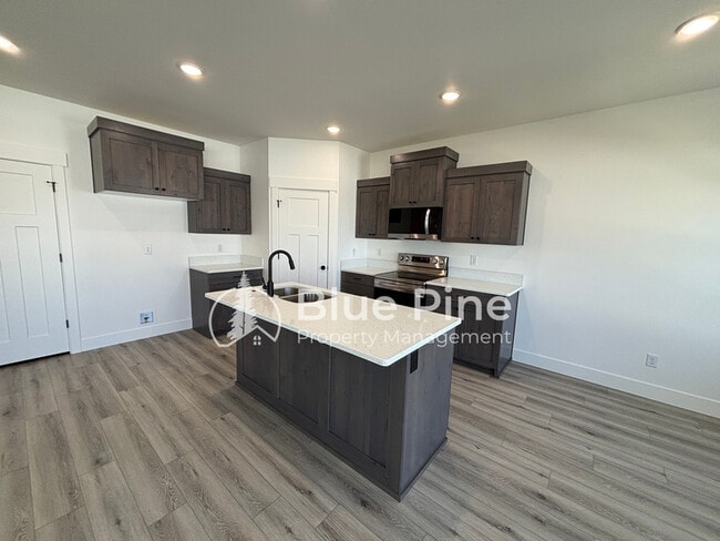 Building Photo - 3025 Kai Ct