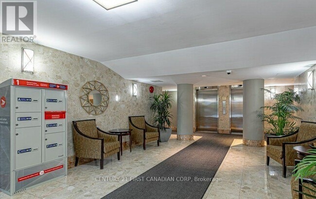 Building Photo - 7 Picton St