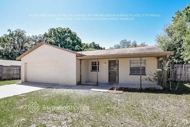 Building Photo - 419 Forest Oak Dr