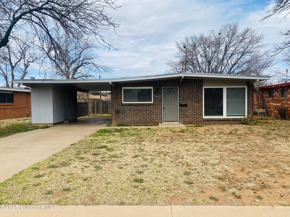 Foto principal - 2704 68th St