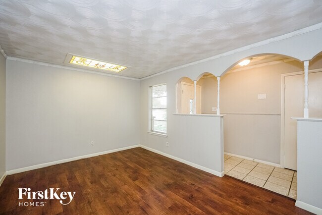 Foto del edificio - 505 Cranbrook Ln