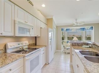 Cocina remodelada - 10245 Bismark Palm Way