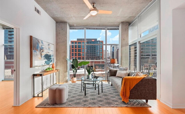 Foto del edificio - 1700 Bassett St