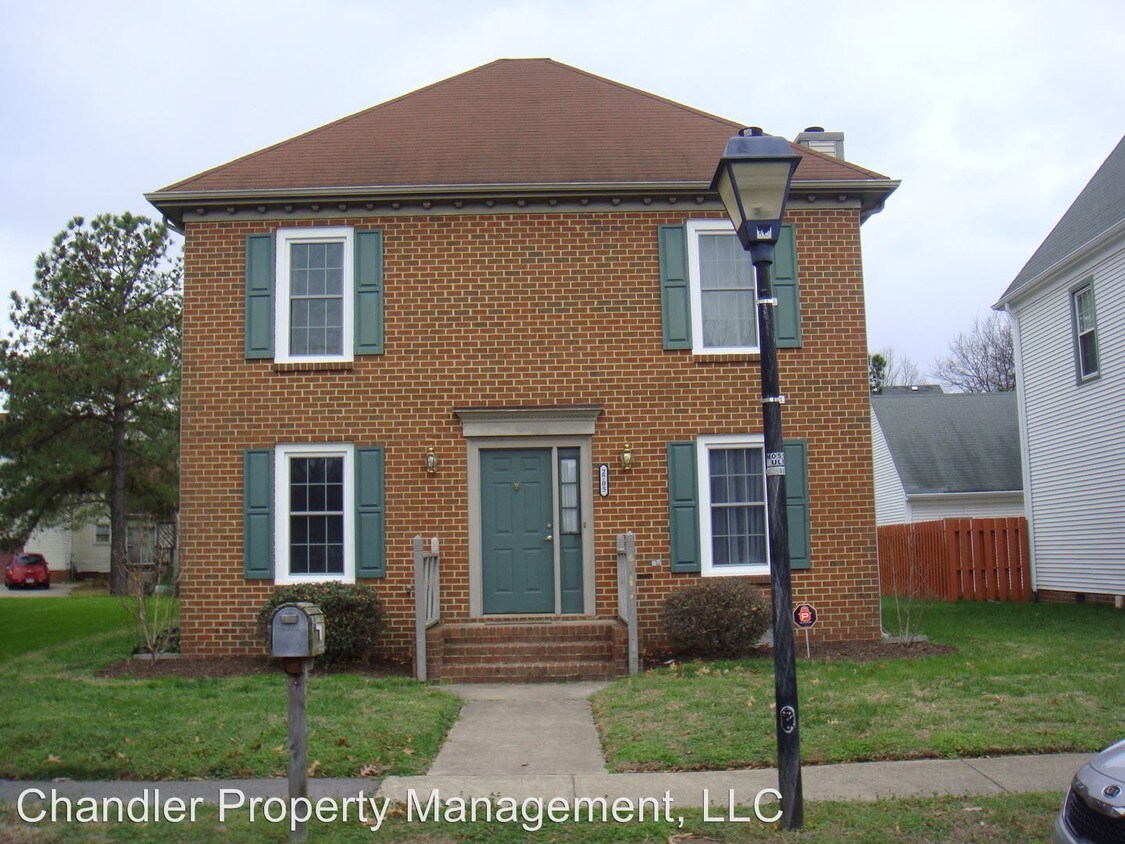Primary Photo - 3 br, 2.5 bath House - 2705 Park Cres