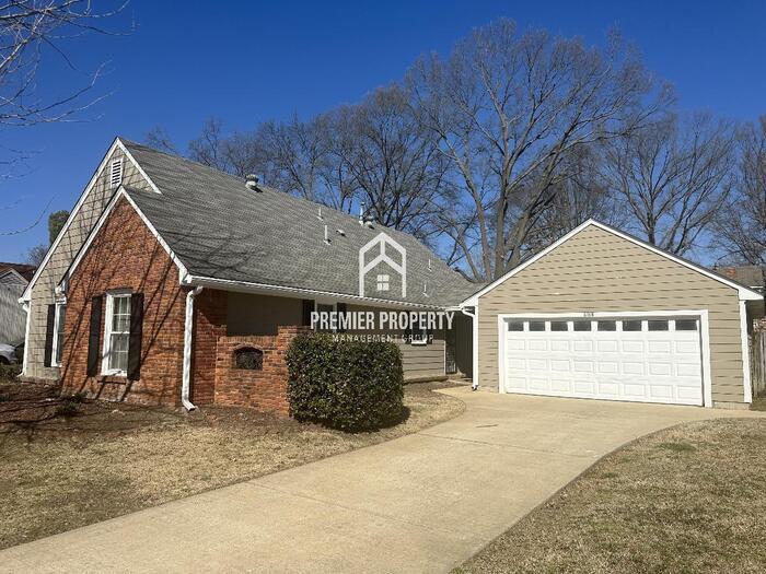 Foto principal - 6168 Flodden Dr - Available Now!