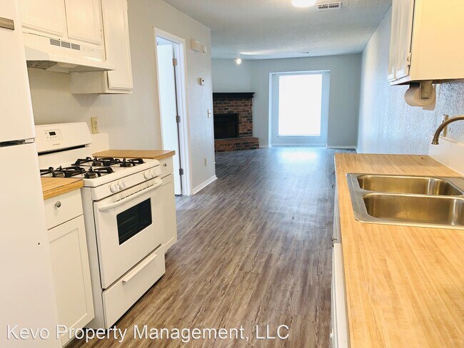 Foto del edificio - 2 br, 2 bath House - 415 NW 119th St.