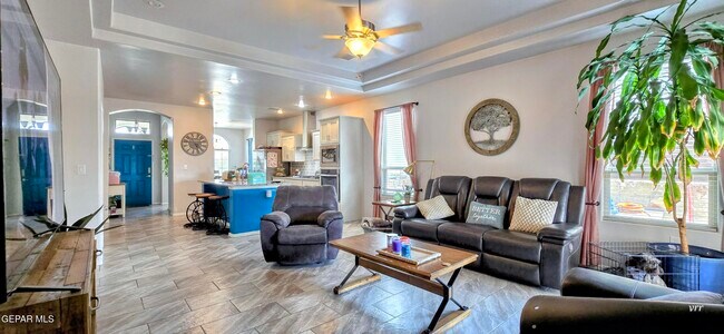 Building Photo - 683 Codford