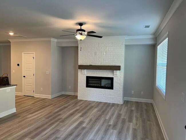 Building Photo - 4733 Cypress Pk Dr