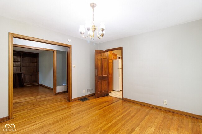 Foto del edificio - 6353 Riverview Dr