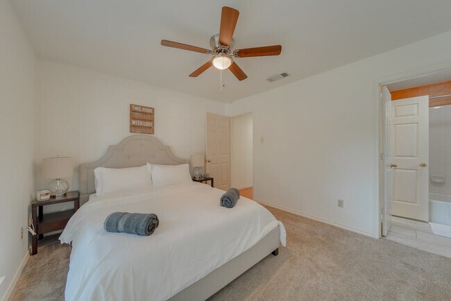 Foto del edificio - 1507 Broadmoor Dr