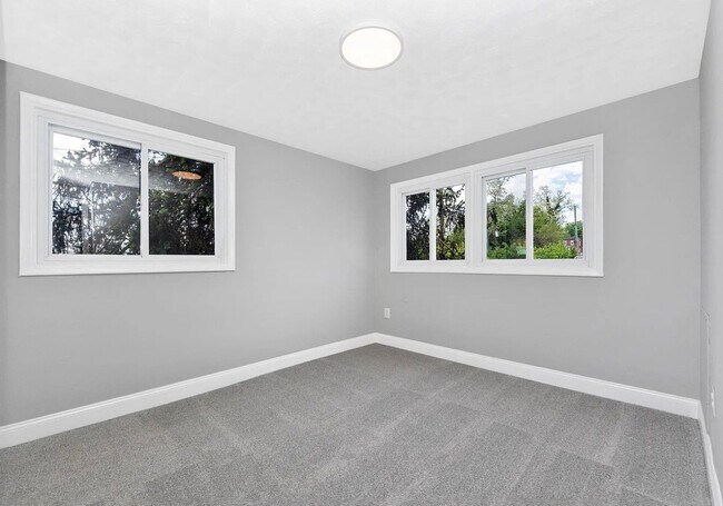 Foto del edificio - 2100 Ashburton St