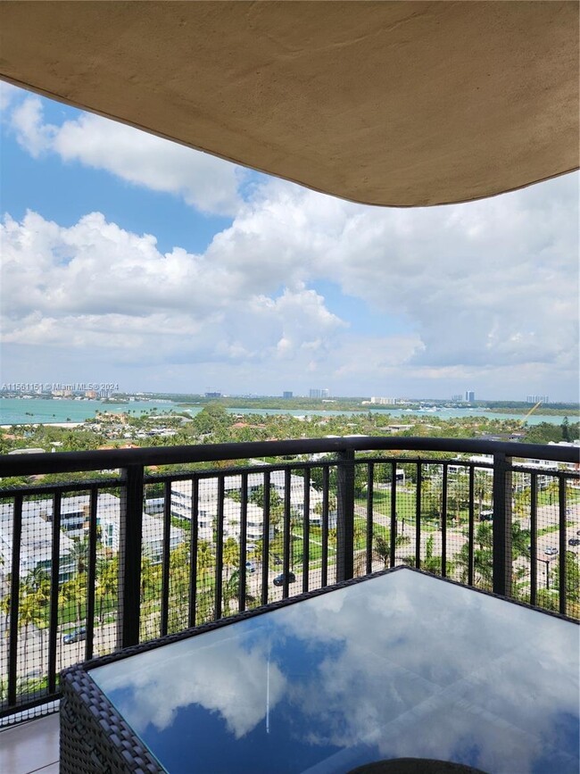 Building Photo - 10175 Collins Ave