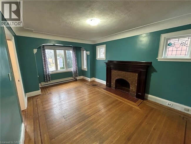 Building Photo - 77 Ottawa St S