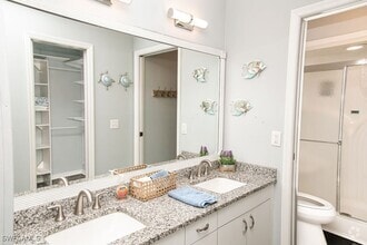Building Photo - 121 Gabriel Cir