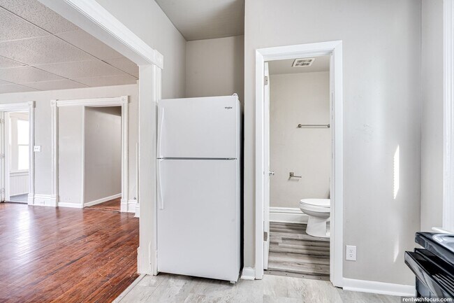 Foto del edificio - 1201 Michigan St