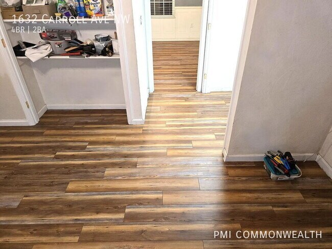 Foto del edificio - 1632 Carroll Ave NW