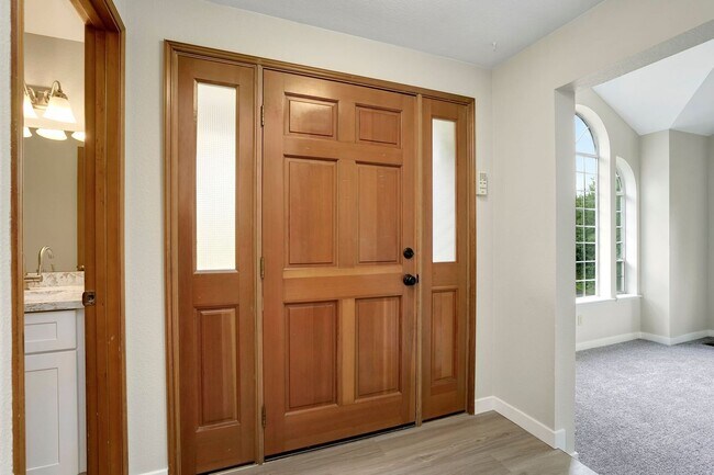 Building Photo - 3 Bedroom Home in Lake Stevens!