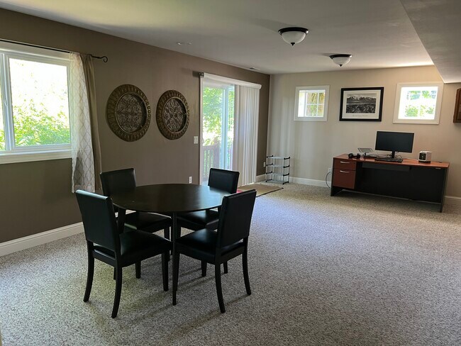 Living area 2 - 16521 124th Ave NE
