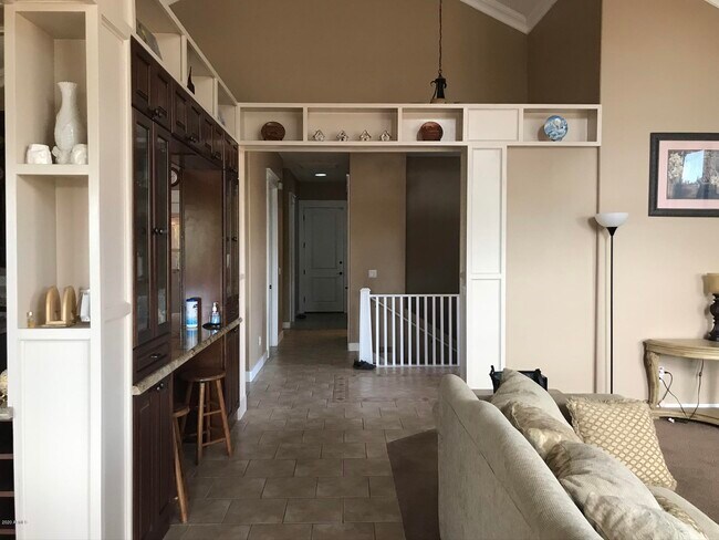 Building Photo - 418 S Whisper Ridge Ln