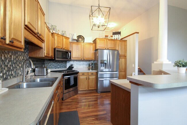 Foto del edificio - 18904 Inca Ave