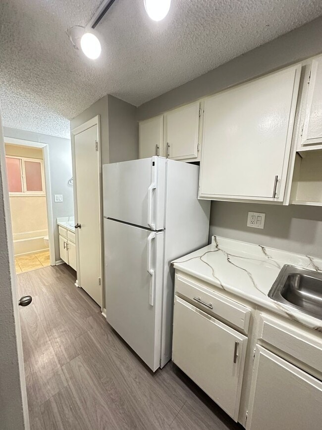 Photo - 1245 Lafayette St Apartment