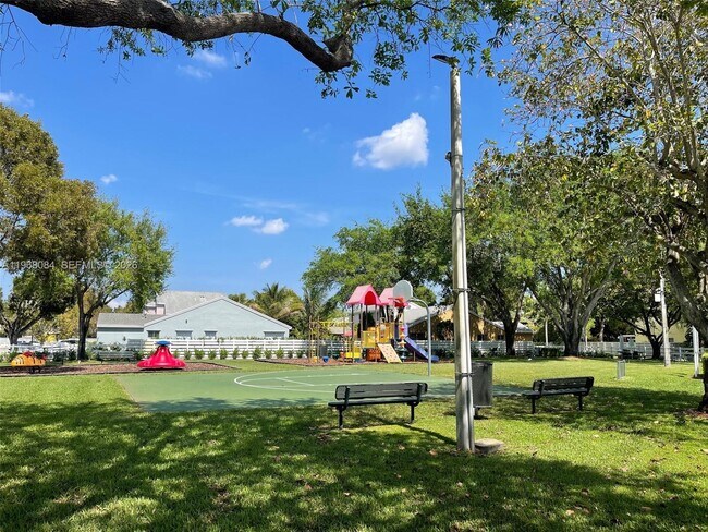 Foto del edificio - 13772 SW 145th Terrace