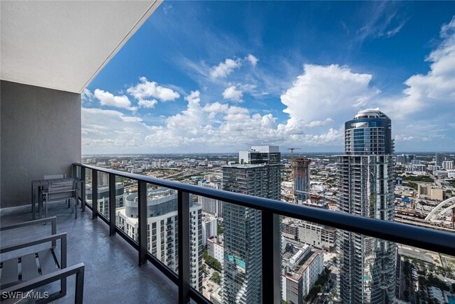 Foto del edificio - 159 NE 6th St
