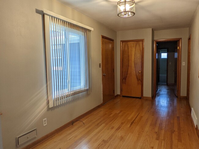 Foto del edificio - 2344 Wisconsin Rd