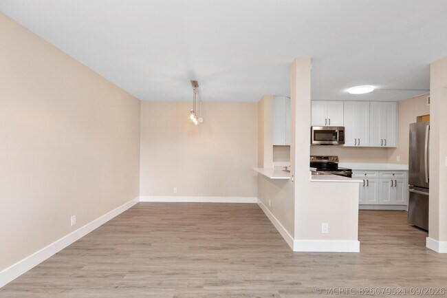Foto del edificio - 11419 NW 35th St
