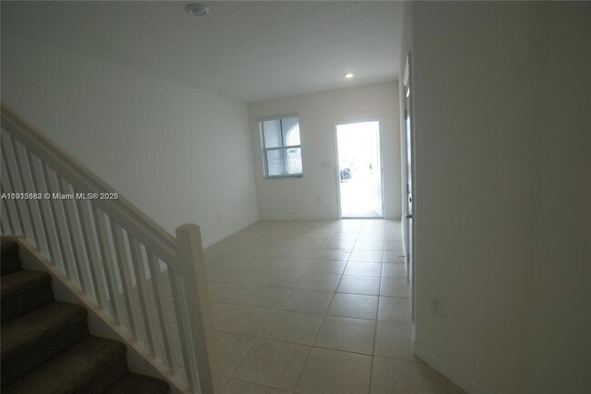 Building Photo - Southeast 13th Court, Homestead, FL 33035 - 3 BR 2.5 BA townhouse
