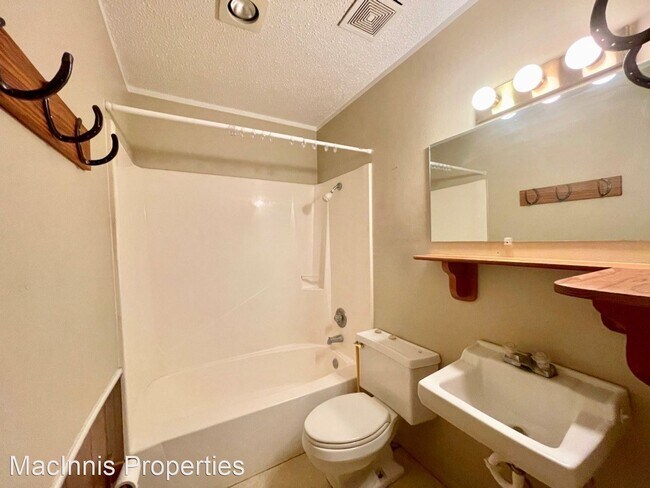 Building Photo - 2 br, 1 bath House - 401 Mesa View #12