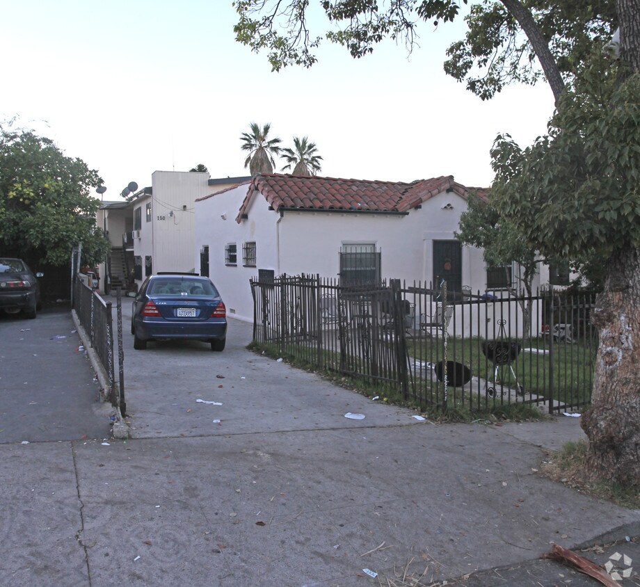 Primary Photo - 150 E Avenue 32