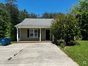 Building Photo - 118 Eli Ave
